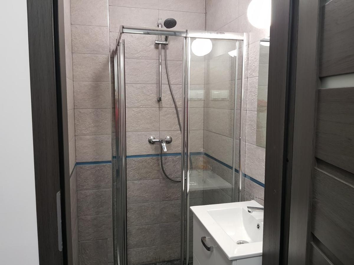 Проживання в сім'ї Mirrorroom Pl Airport *