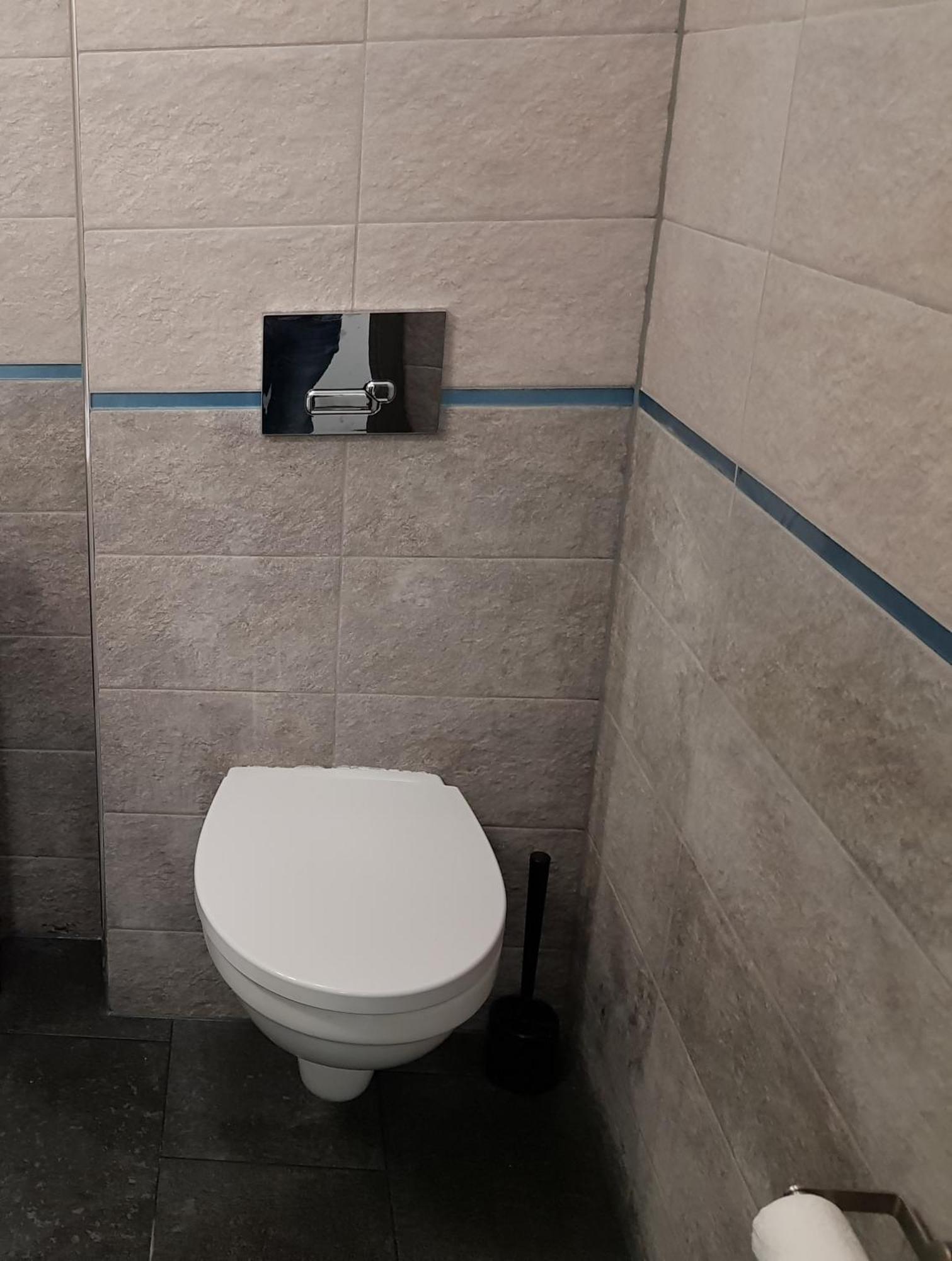 Mirrorroom Pl Airport * Варшава